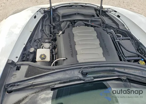 2016 Chevrolet Corvette Stingray Z51 3Lt из США, поврежденный, VIN 1G1YM2D76G5117260